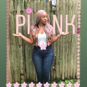 Meet your Posher, Amanda